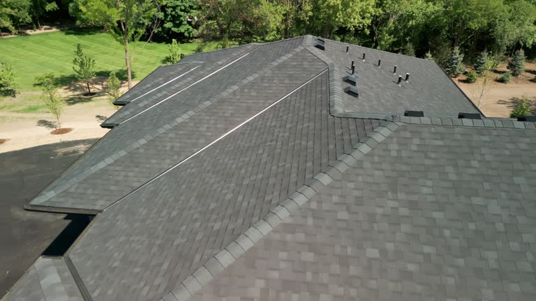 Best Emergency Roof Repair Services  in Bothell East, WA